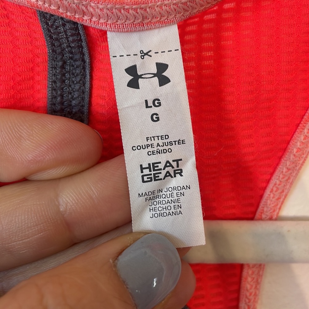 Under Armor Tank - Picture 3 of 3